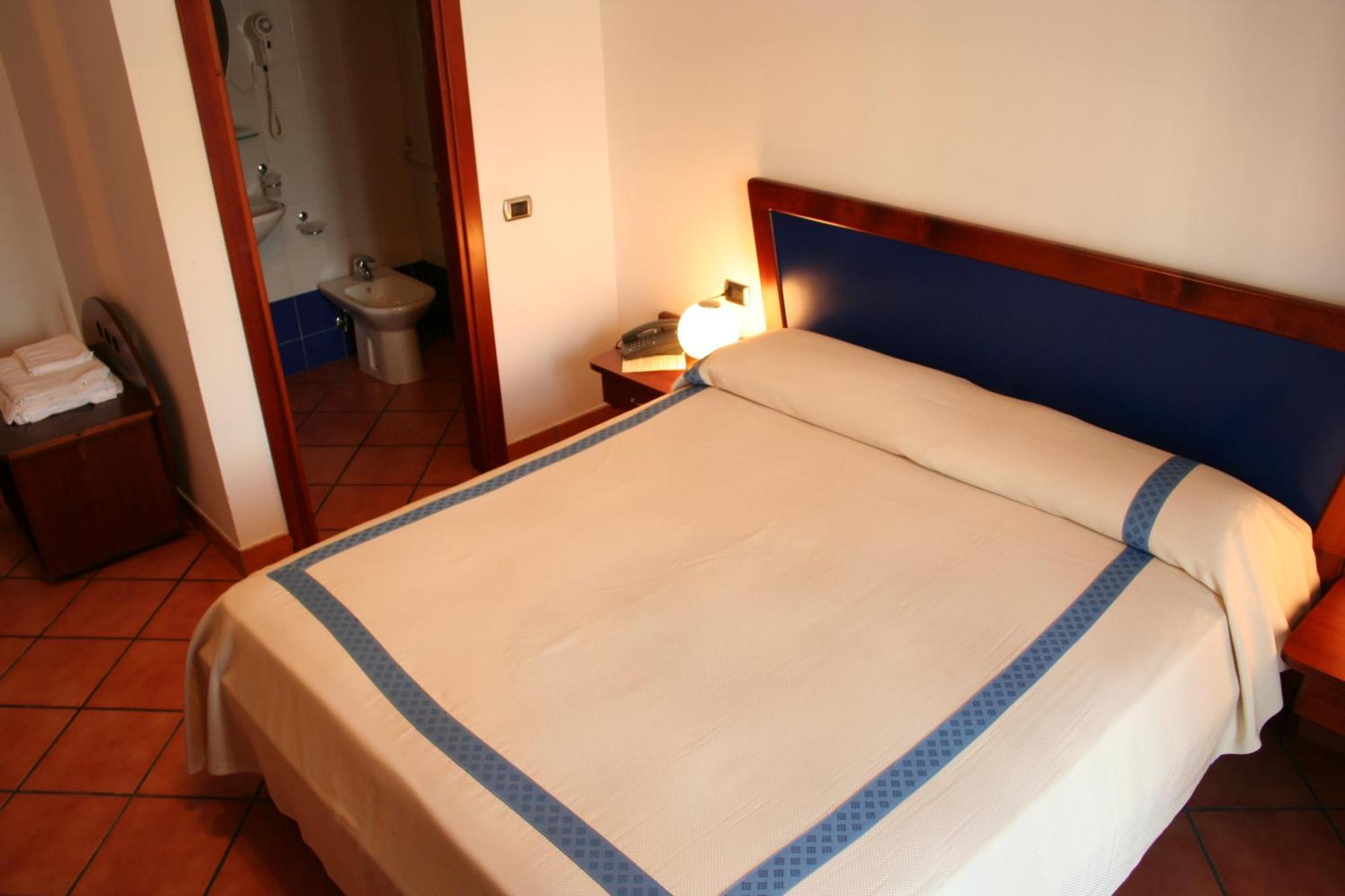 Hotel Locanda Dei Trecento Sapri Zewnętrze zdjęcie