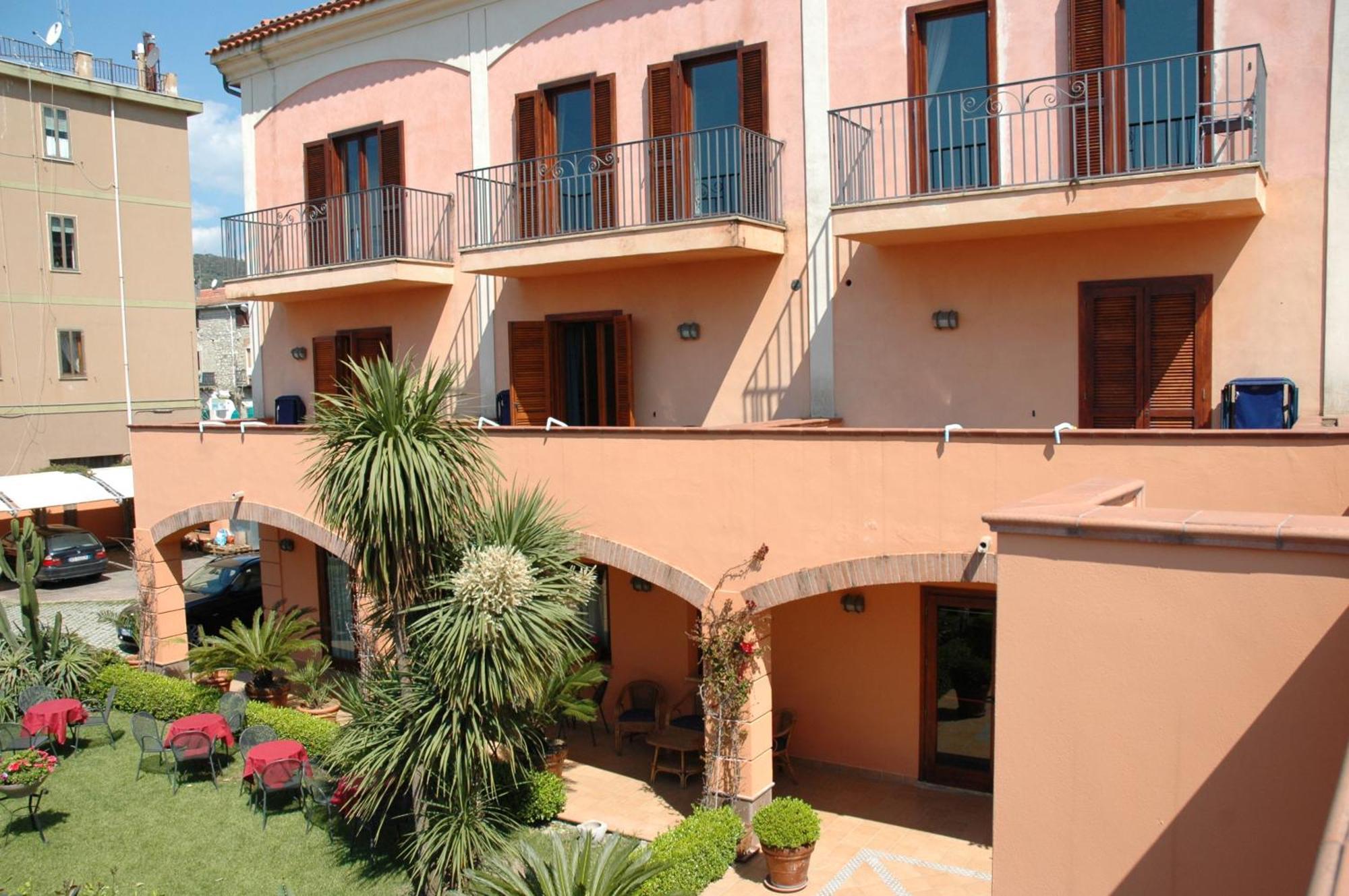 Hotel Locanda Dei Trecento Sapri Zewnętrze zdjęcie