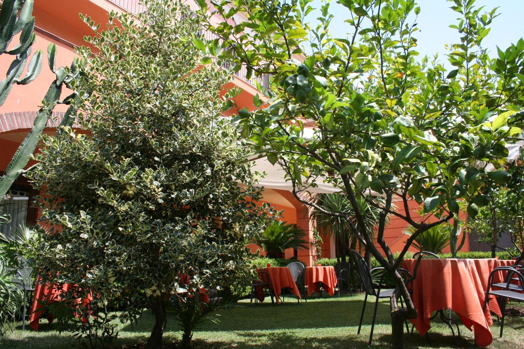 Hotel Locanda Dei Trecento Sapri Zewnętrze zdjęcie